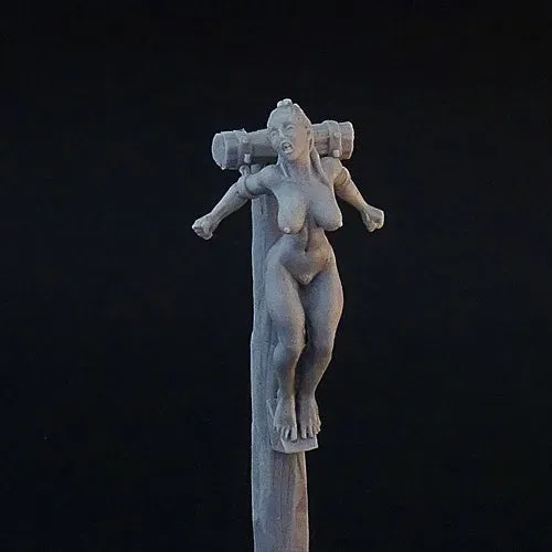 Brother Vinni Female Heretic figurine résine 28mm inquisition
