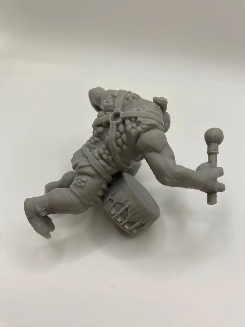 Epic Forge Troll Tambourinaire figurine résine guerre