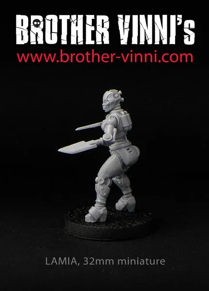 Brother Vinni Female Robot figurine résine 28mm non peinte
