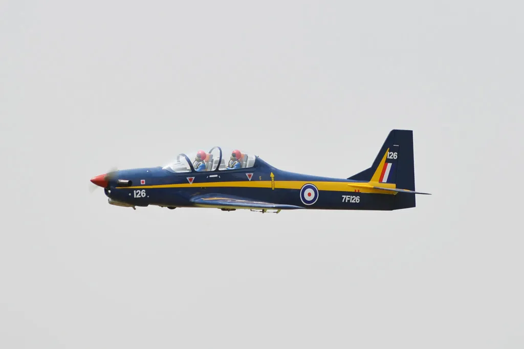 Black Horse Model Super Tucano BH173-V2 avion RC ARF 1730mm