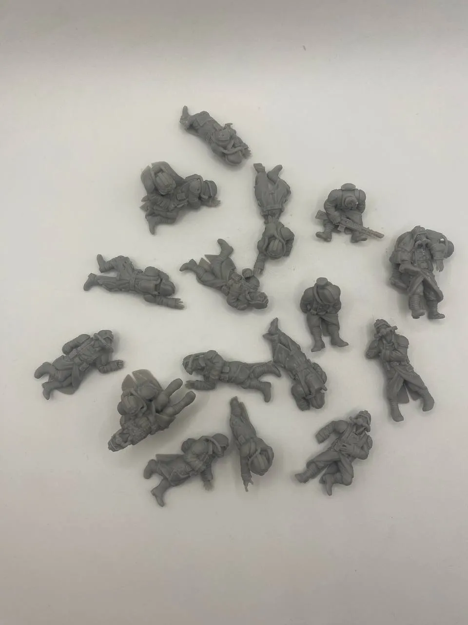 Epic Forge The Fallen set figurines soldats blessés