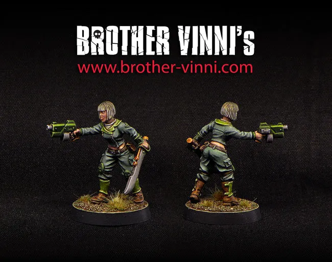 Brother Vinni Sergeant soldat femme figurine 28mm résine