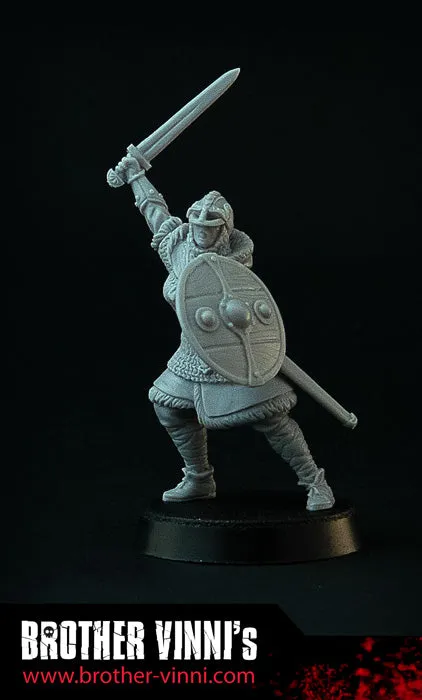 Brother Vinni shield maiden chief figurine 28mm casquée