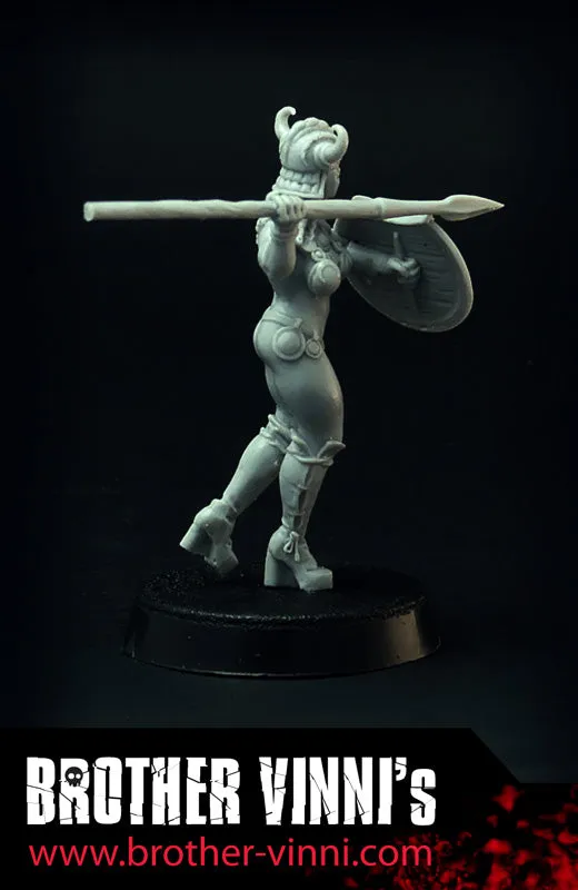 Brother Vinni Amazone figurine résine 32mm guerrière