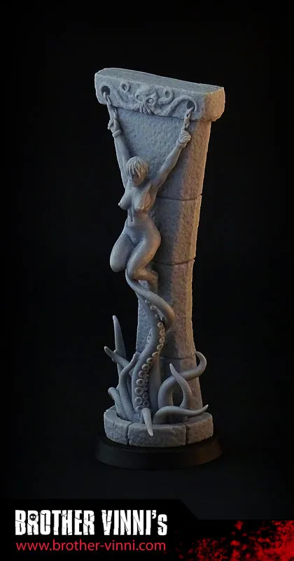 Brother Vinni Sacrifice Girl on Altar figurine résine 28mm rituel
