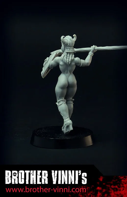 Brother Vinni Naked Amazon figurine résine 32mm adulte