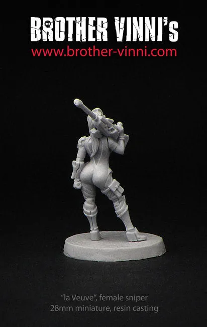 Brother Vinni Female Sniper figurine résine 28mm soldat