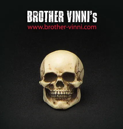 Brother Vinni Crâne humain déco résine 2,5cm patiné