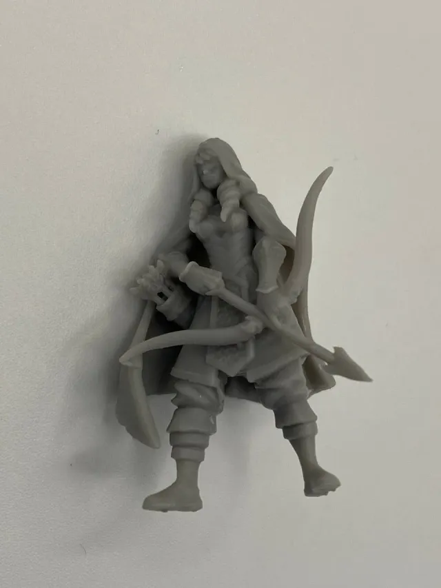 Epic Forge Archère de l’Ombre figurine à peindre capuche