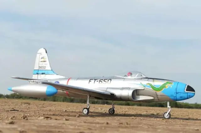 Black Horse Model BH196 P-80 Shooting Star avion RC 1980mm turbine