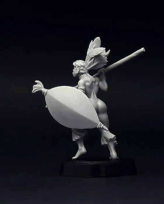 Brother Vinni African Tribal Female Warrior figurine 28mm