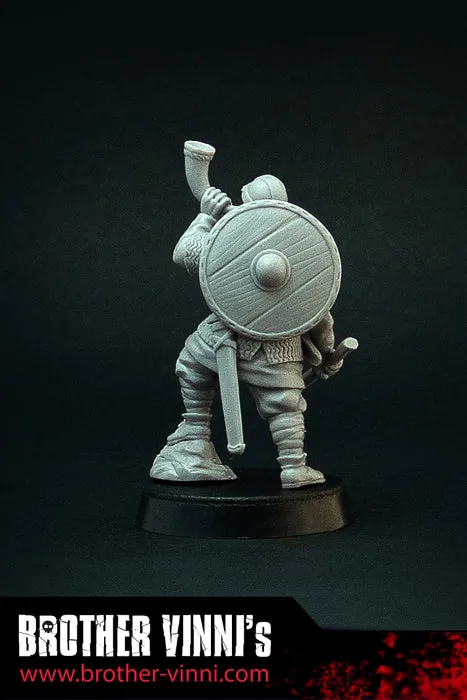 Brother Vinni Viking Trumpeter figurine résine 28mm cor