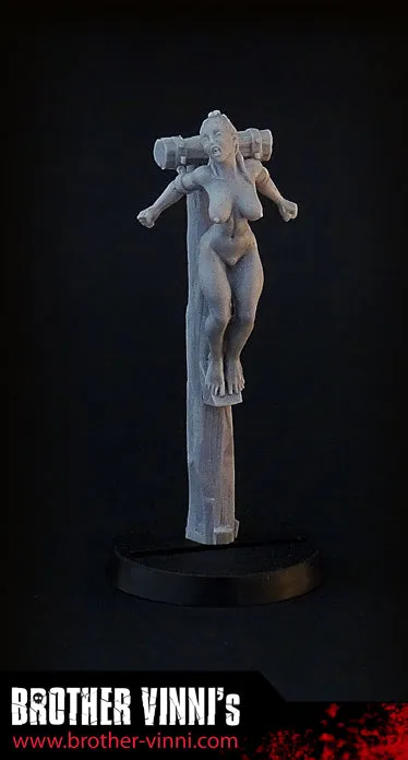 Brother Vinni Female Heretic figurine résine 28mm inquisition