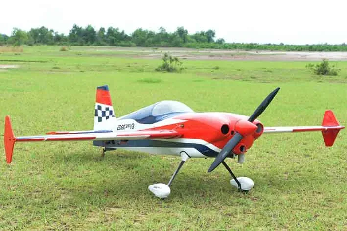 Black Horse Model BH198 Edge 540 V3 avion RC 60CC 2160mm