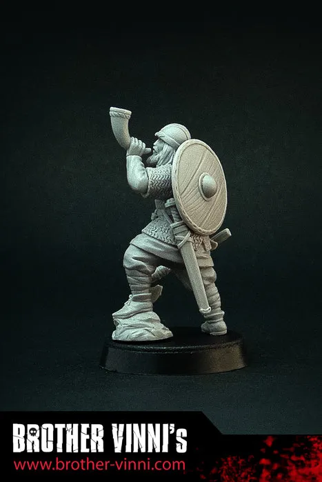 Brother Vinni Viking Trumpeter figurine résine 28mm cor