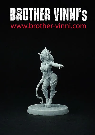 Brother Vinni Female Dark Elf Warlock figurine résine 28mm magie