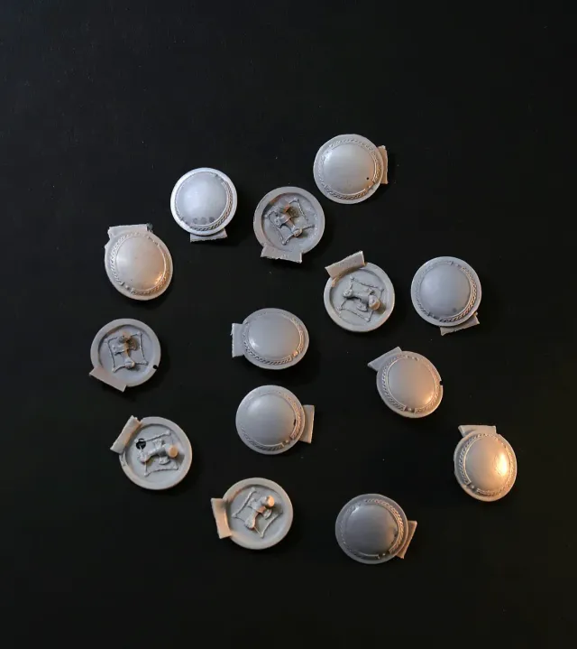 Brother Vinni Hoplite Shields bits résine 28mm x14