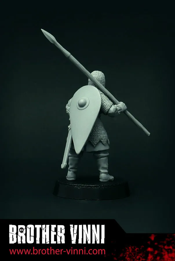 Brother Vinni SAGA Tired Knight figurine résine 28mm lance bouclier