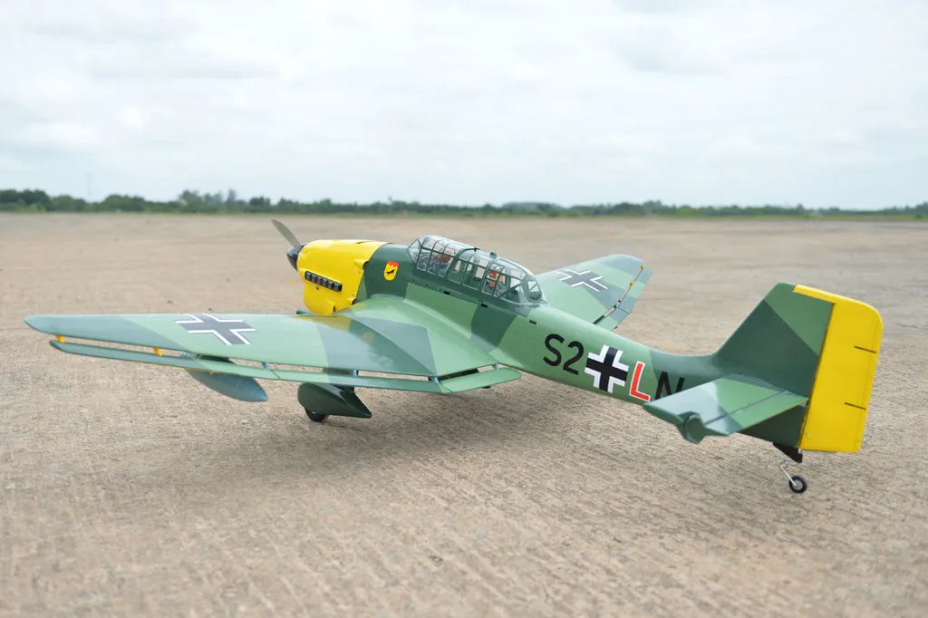 Black Horse BH80 Ju87 Stuka avion RC 1920mm 20cc ARF