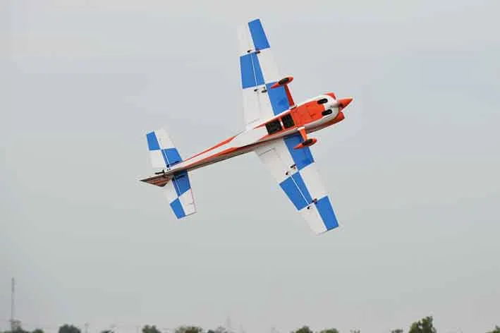 Black Horse Model BH202 Edge 540 V3 avion RC 2642mm 120cc