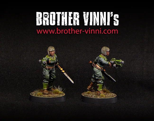 Brother Vinni Sergeant soldat femme figurine 28mm résine